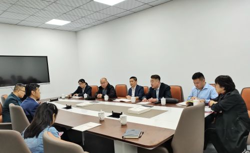 中国移动青岛分公司参观 (6).jpg