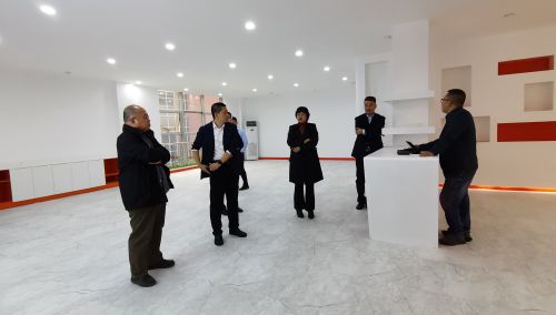 中国移动青岛分公司参观 (2).jpg